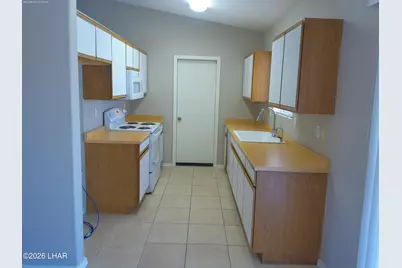 3128 Jamaica Blvd S, Lake Havasu City, AZ 86406 - Photo 8