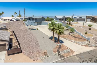 357 Buckskin Dr, Lake Havasu City, AZ 86404 - Photo 2