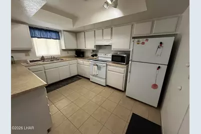 1241 Palmas Dr, Lake Havasu City, AZ 86404 - Photo 6