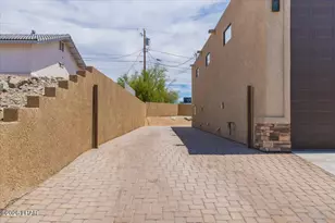 3096 Sombrero Dr, Lake Havasu City, AZ 86404 - Photo 6
