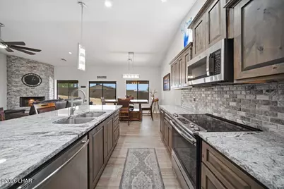 3096 Sombrero Dr, Lake Havasu City, AZ 86404 - Photo 14
