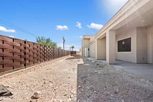 3280 Poppy Trail Pl, Lake Havasu City, AZ 86406 - Photo 4