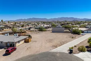 33 Tempest Ln, Lake Havasu City, AZ 86403 - Photo 1