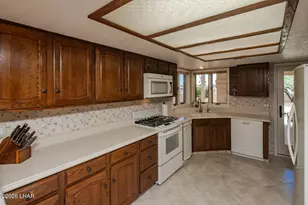2272 Bryce Ln, Lake Havasu City, AZ 86406 - Photo 16