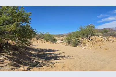 208-21-374 Lorton Dr, Yucca, AZ 86438 - Photo 10