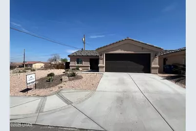 2425 Cloverlawn Dr #101, Lake Havasu City, AZ 86403 - Photo 2