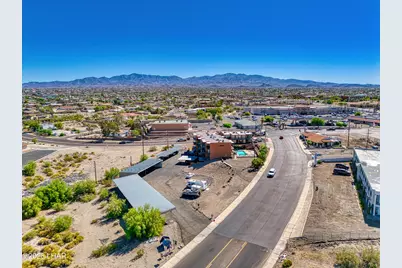 89 Acoma Blvd N, Lake Havasu City, AZ 86403 - Photo 12