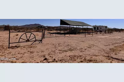 67992 65 1/2 St, Salome, AZ 85348 - Photo 1