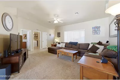 2376 Catamaran Dr, Lake Havasu City, AZ 86404 - Photo 10