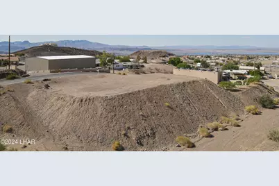 4061 E Lake View Rd, Lake Havasu City, AZ 86406 - Photo 8
