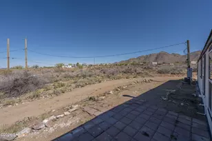 4290 N Smoketree Rd, Golden Valley, AZ 86413 - Photo 38