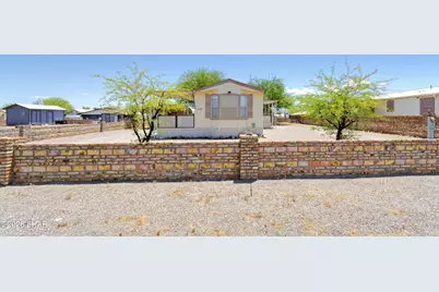 49585 Opal Ave, Quartzsite, AZ 85346 - Photo 2