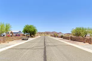 49585 Opal Ave, Quartzsite, AZ 85346 - Photo 30