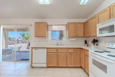 1031 Coconut Grove Dr, Lake Havasu City, AZ 86404 - Photo 16