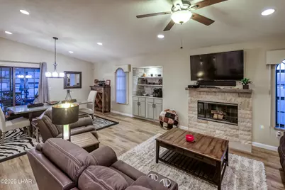 1810 Sentinel Dr, Lake Havasu City, AZ 86404 - Photo 20