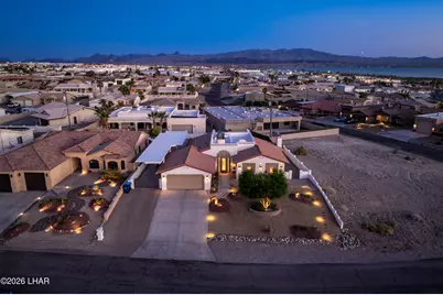 1810 Sentinel Dr, Lake Havasu City, AZ 86404 - Photo 2