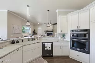 1704 Sailing Hawks Dr, Lake Havasu City, AZ 86404 - Photo 22
