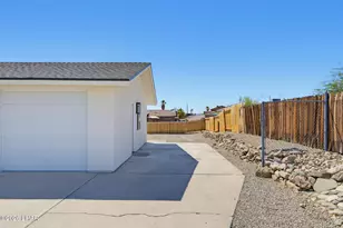 823 Chalon Dr, Lake Havasu City, AZ 86403 - Photo 34
