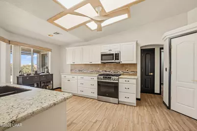 321 Cottonwood Dr, Lake Havasu City, AZ 86403 - Photo 16