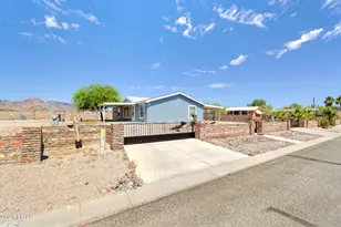 49594 Emerald Ave, Quartzsite, AZ 85346 - Photo 2