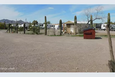 52201 Century Dr, Quartzsite, AZ 85346 - Photo 14