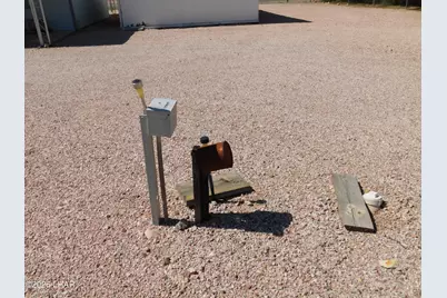 40108 Montana Way, Salome, AZ 85348 - Photo 38