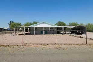 40108 Montana Way, Salome, AZ 85348 - Photo 1