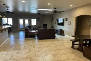 3370 Thunderhead Dr, Lake Havasu City, AZ 86406 - Photo 2