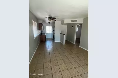 90 Mariposa Dr #104, Lake Havasu City, AZ 86403 - Photo 4