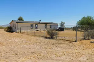 65942 Lindsey Ln, Wenden, AZ 85357 - Photo 40