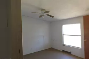 65942 Lindsey Ln, Wenden, AZ 85357 - Photo 22