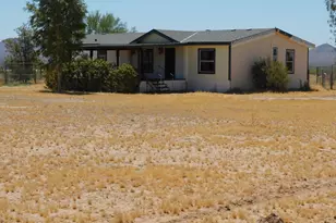 65942 Lindsey Ln, Wenden, AZ 85357 - Photo 6