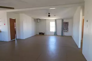 65942 Lindsey Ln, Wenden, AZ 85357 - Photo 10