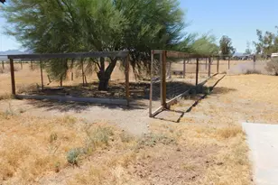 65942 Lindsey Ln, Wenden, AZ 85357 - Photo 42