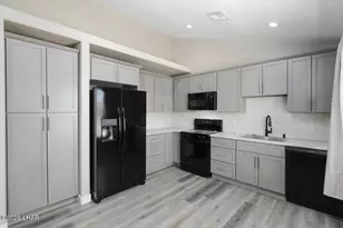5313 E El Mirage Dr, Topock, AZ 86436 - Photo 8