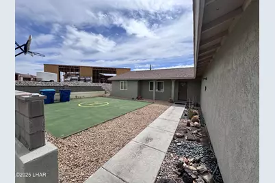 3861 Texoma Dr, Lake Havasu City, AZ 86404 - Photo 4