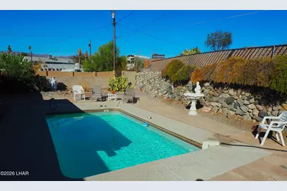 1940 Papago Dr, Lake Havasu City, AZ 86403 - Photo 2