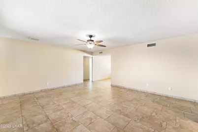 597 Riverboat Dr, Lake Havasu City, AZ 86403 - Photo 4