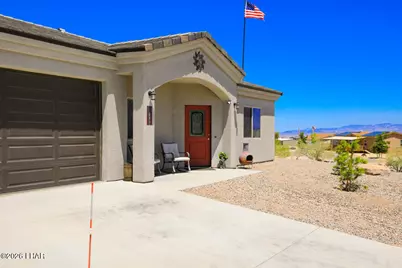 7703 N Sierra Vista Dr, Lake Havasu City, AZ 86404 - Photo 8