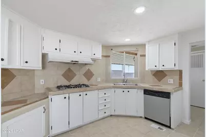 1565 Russell Dr, Lake Havasu City, AZ 86404 - Photo 16