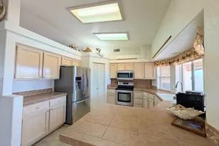 1055 Mohican Dr, Lake Havasu City, AZ 86406 - Photo 8