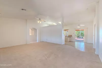 1055 Mohican Dr, Lake Havasu City, AZ 86406 - Photo 10