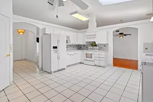 3460 Mockingbird Dr, Lake Havasu City, AZ 86406 - Photo 2