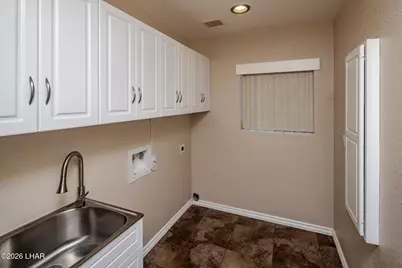 2100 Hillside Dr, Lake Havasu City, AZ 86404 - Photo 32