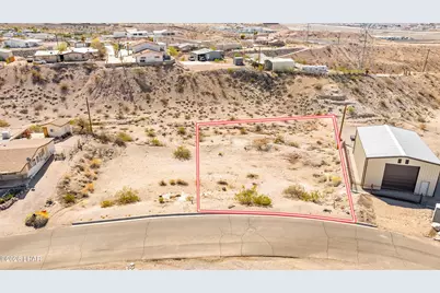 3048 Hickory St, Bullhead City, AZ 86429 - Photo 8