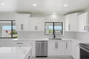 3931 Duke Dr, Lake Havasu City, AZ 86404 - Photo 16