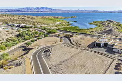 1601 Sailing Hawks Drive 102, Lake Havasu City, AZ 86404 - Photo 4