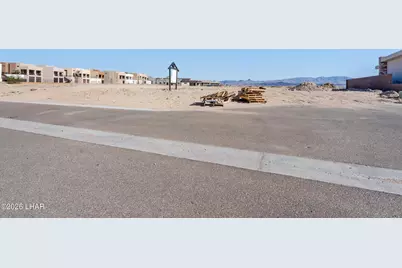 1601 Sailing Hawks Drive 113, Lake Havasu City, AZ 86404 - Photo 10
