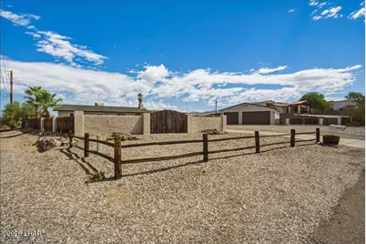 2435 Atlantic Dr, Lake Havasu City, AZ 86404 - Photo 2