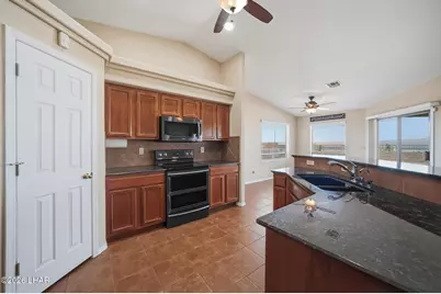 1575 Navigator Dr, Lake Havasu City, AZ 86404 - Photo 16